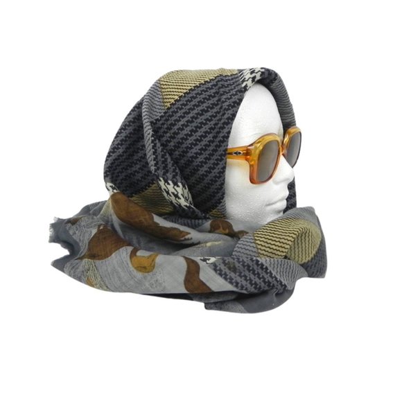 Duck Motif Silk Scarf or Shawl - Picture 3 of 7